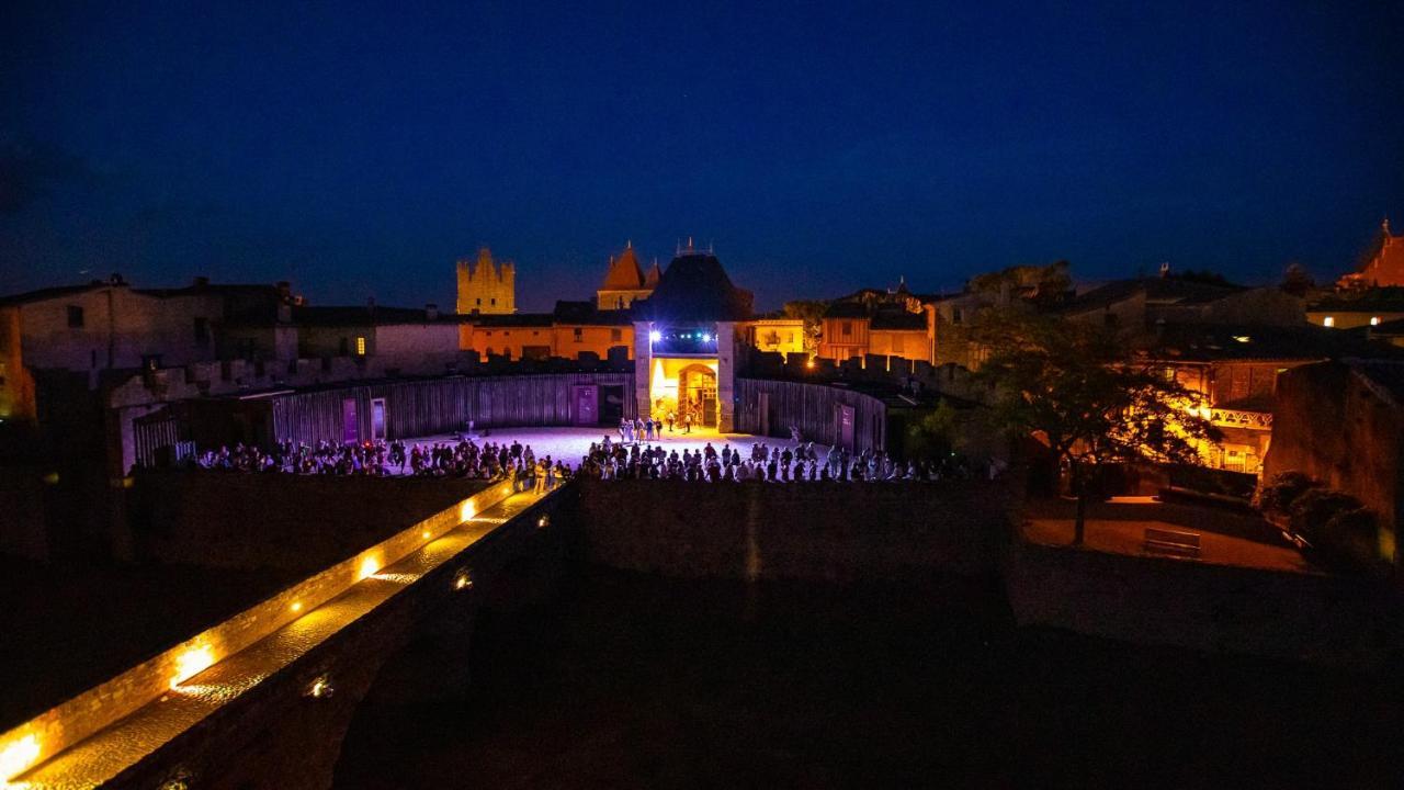 Tout Confort ! Climatisation, Centre-Ville, Parking, Terrasse, Wifi, Netflix Carcassonne Bagian luar foto