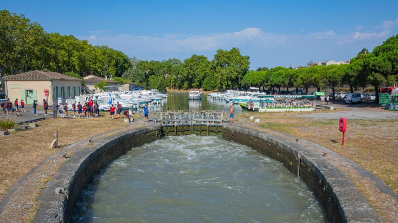 Tout Confort ! Climatisation, Centre-Ville, Parking, Terrasse, Wifi, Netflix Carcassonne Bagian luar foto