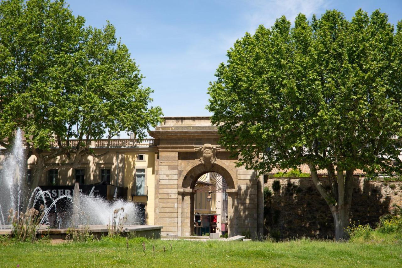 Tout Confort ! Climatisation, Centre-Ville, Parking, Terrasse, Wifi, Netflix Carcassonne Bagian luar foto