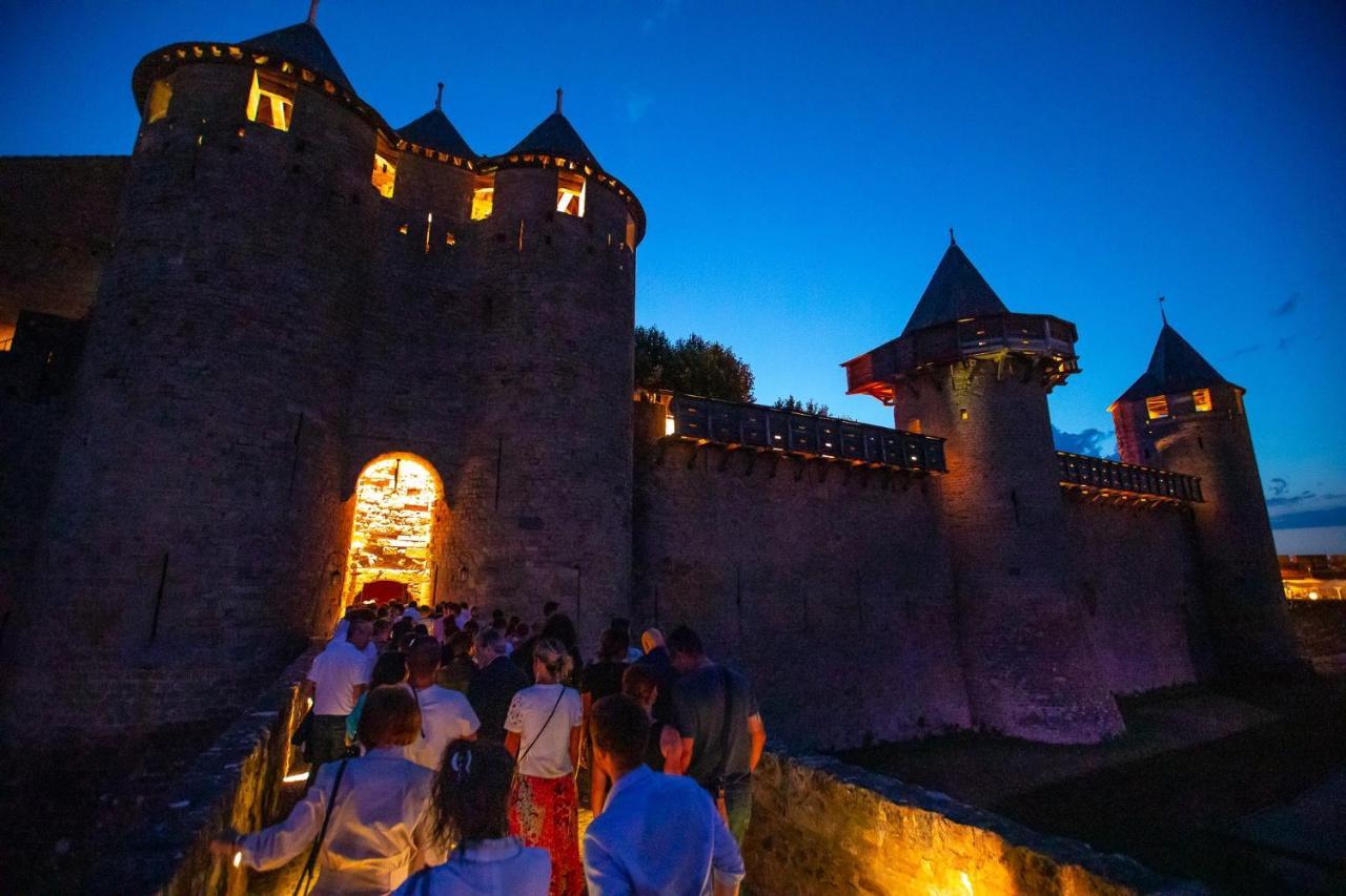 Tout Confort ! Climatisation, Centre-Ville, Parking, Terrasse, Wifi, Netflix Carcassonne Bagian luar foto